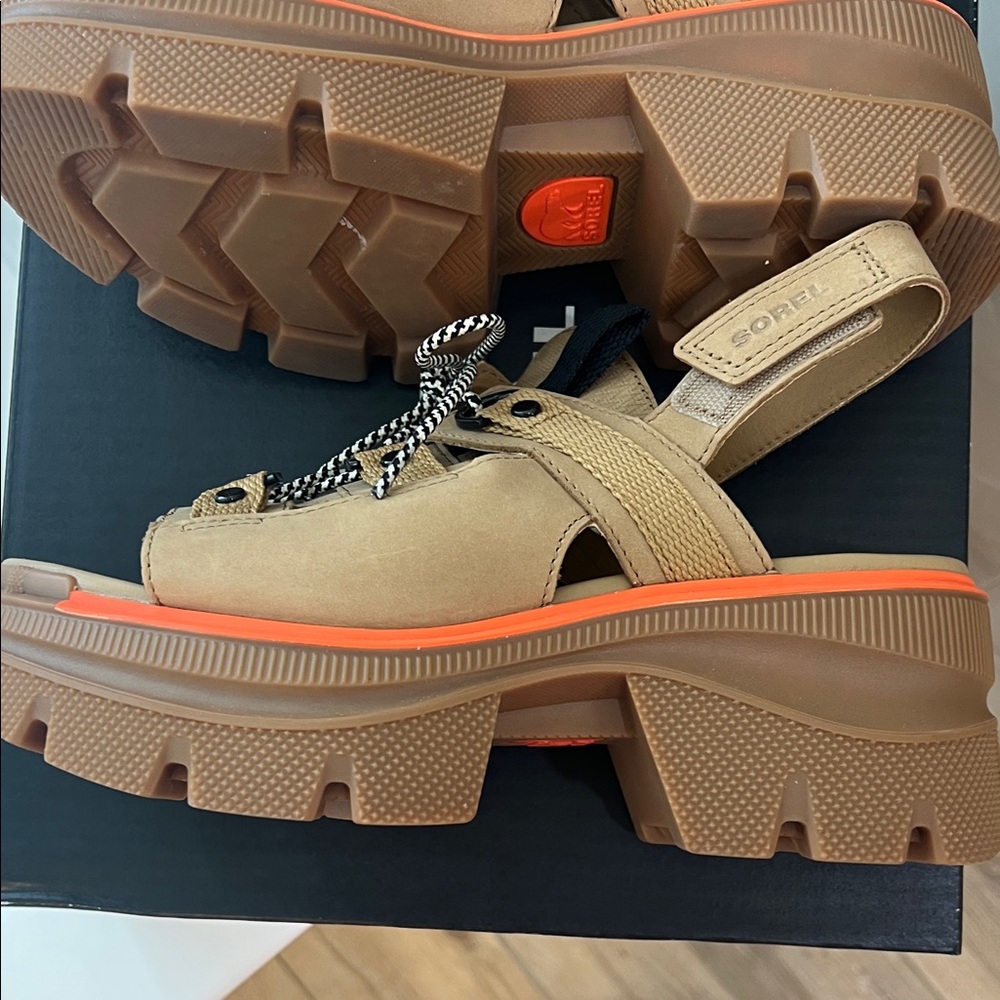 Sorel Women's Tan and Orange Platform Sandals - Picture 4 of 5